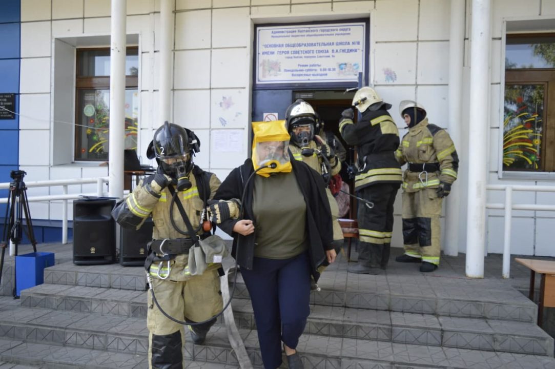 Кузбассовцы вспоминают жертв трагедии в Беслане