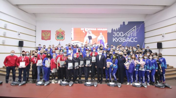 Победители WorldSkills Russia получили областные награды