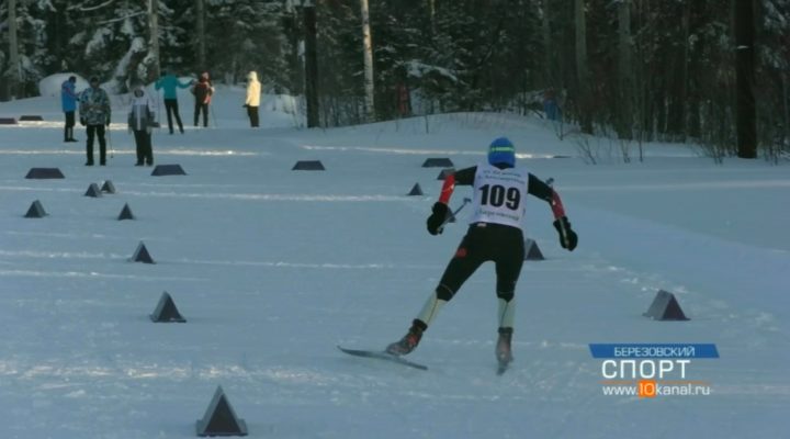 Более 100 спортсменов вышли на лыжню