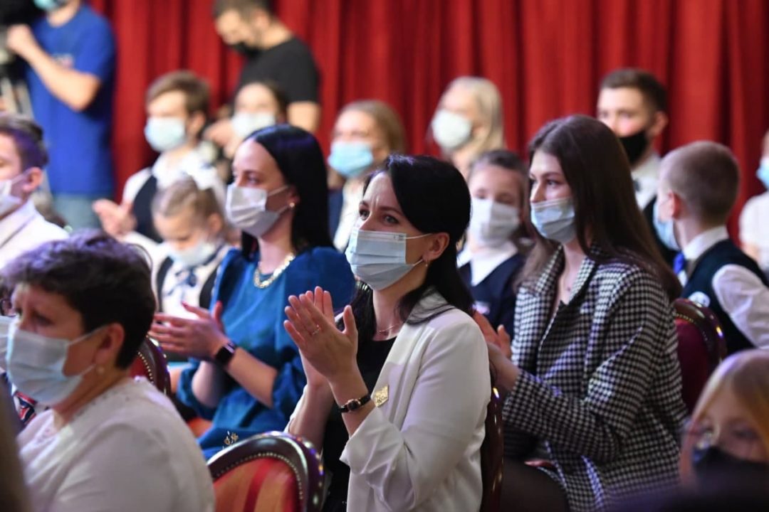 В Кузбассе наградили победителей регионального творческого конкурса «Мой главный учитель»