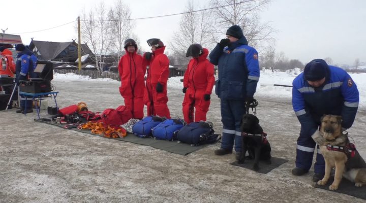 В Кузбассе проверили готовность спасателей к паводку и пожароопасному сезону