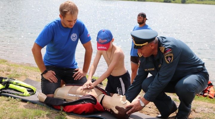 Во время каникул школьников Кузбасса учат самостоятельно действовать в нештатных ситуациях